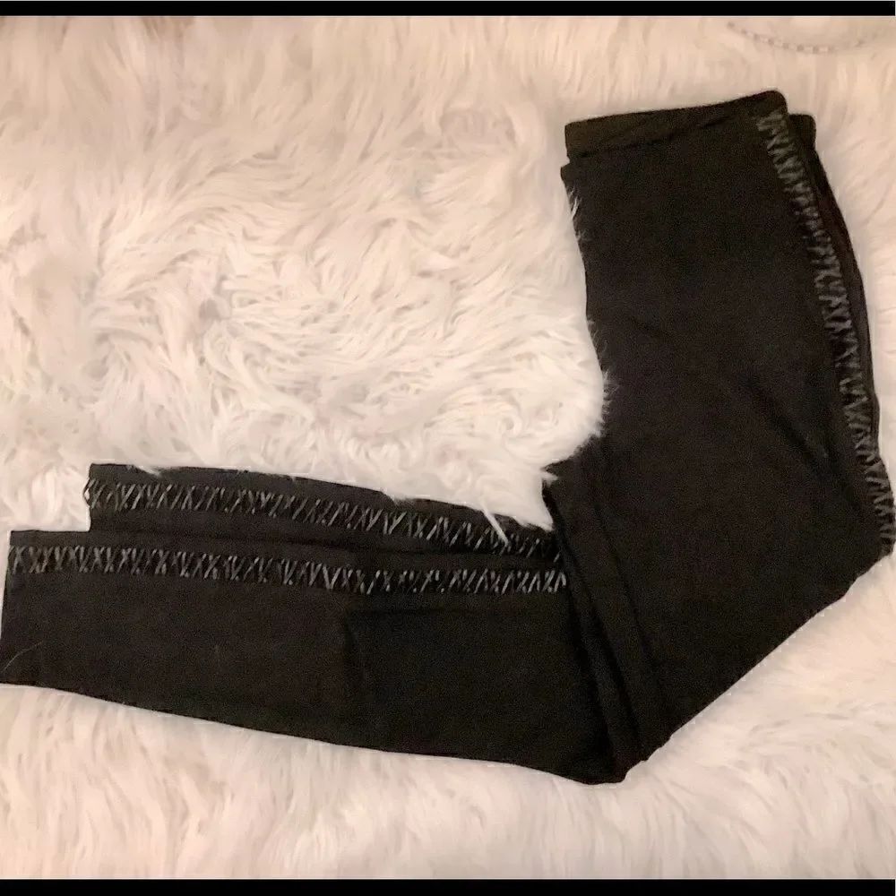Siz small juniors stretch pant black vegan leather